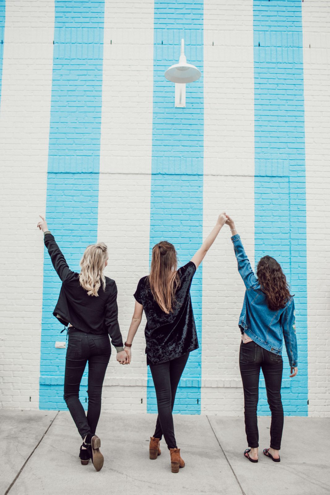 how to cultivate lifelong friendships